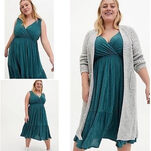 Torrid Crinkle‎ Knit Surplice Midi Tiered Skater Dress Pine Green 3X 22-24